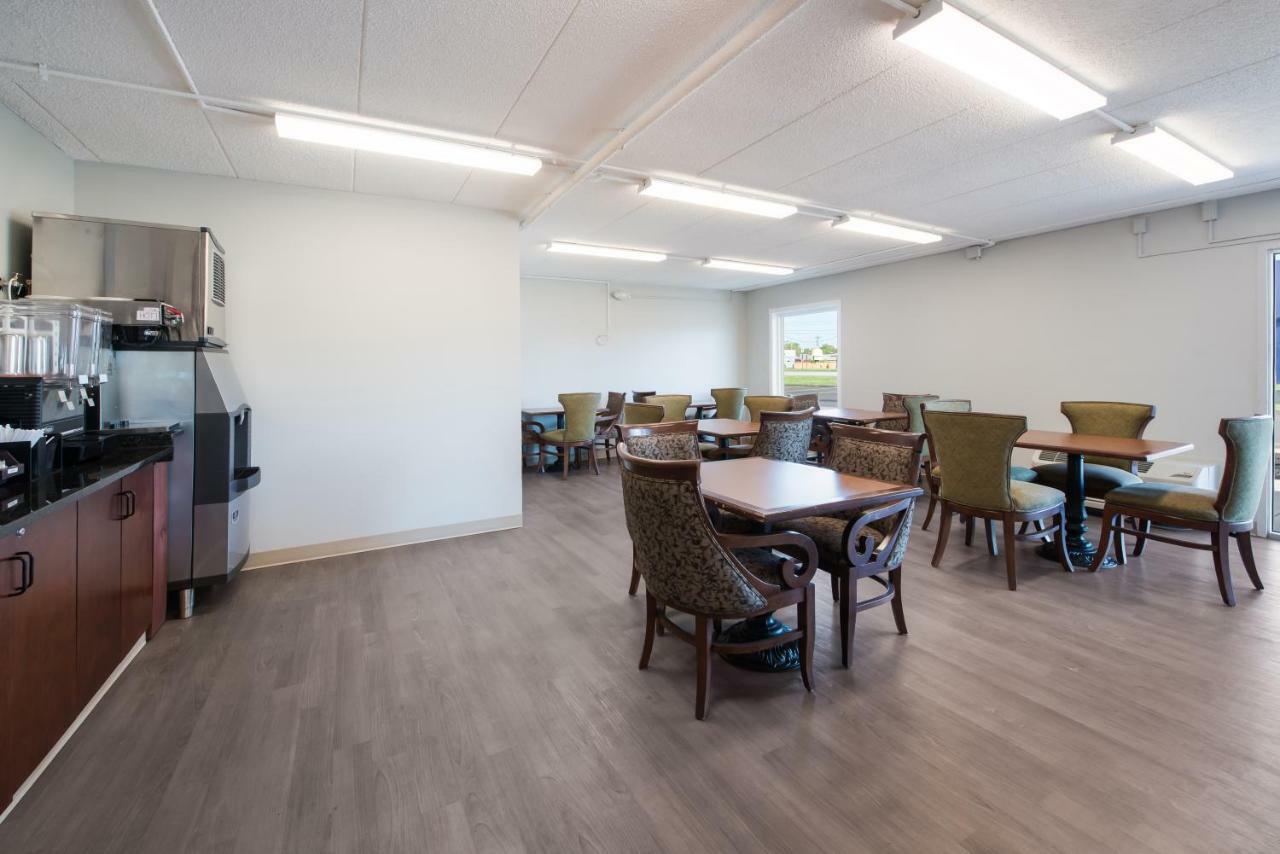 Americas Best Value Inn Columbus Esterno foto