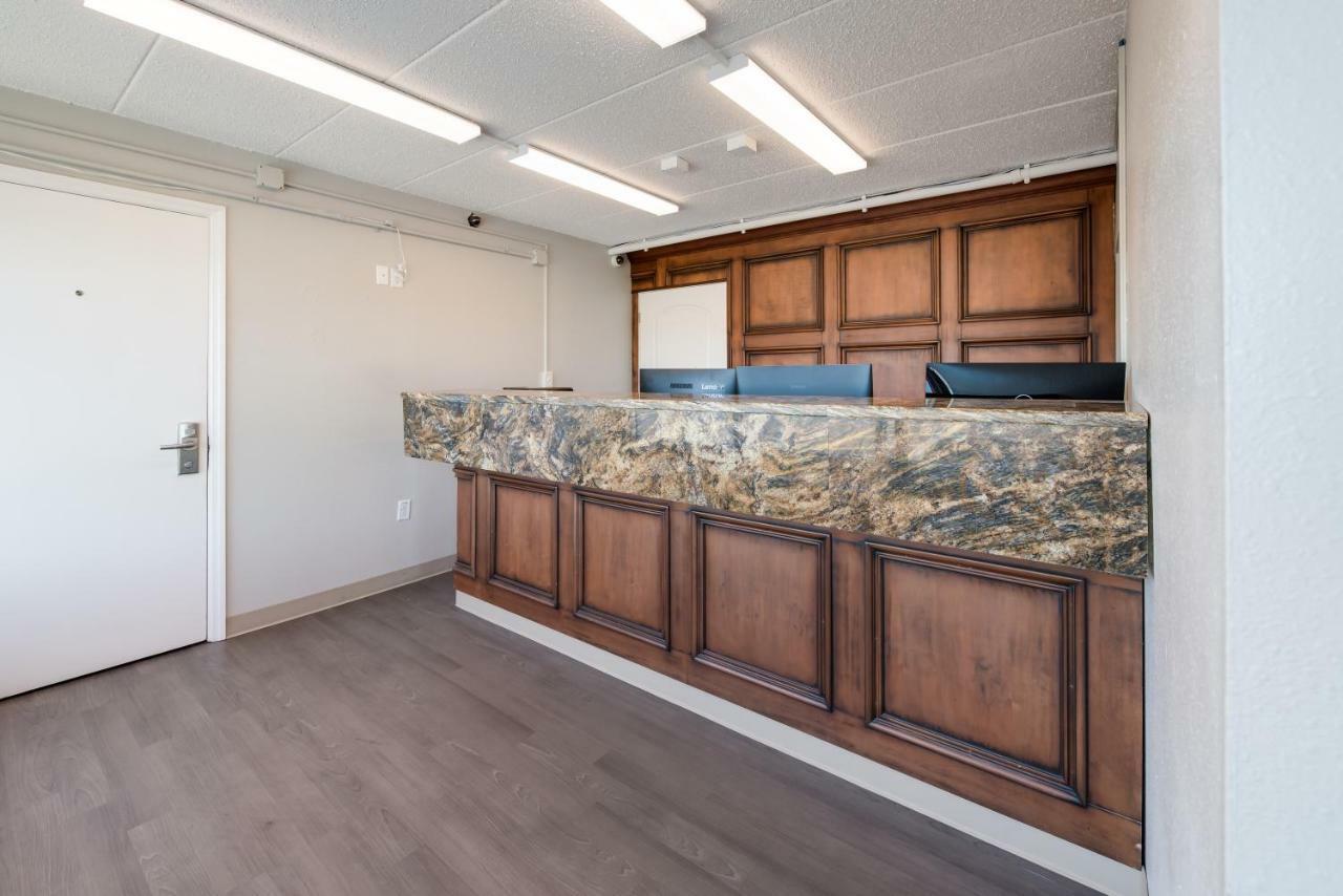 Americas Best Value Inn Columbus Esterno foto