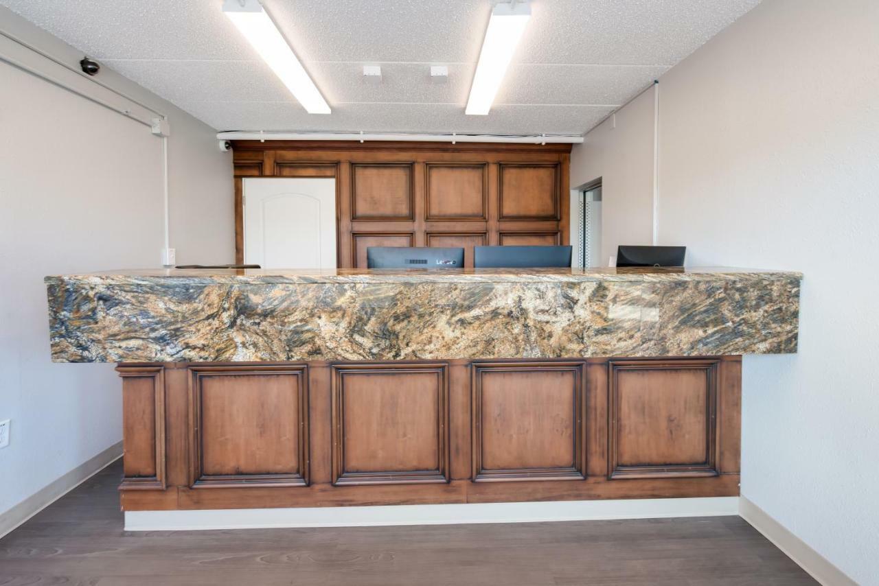 Americas Best Value Inn Columbus Esterno foto